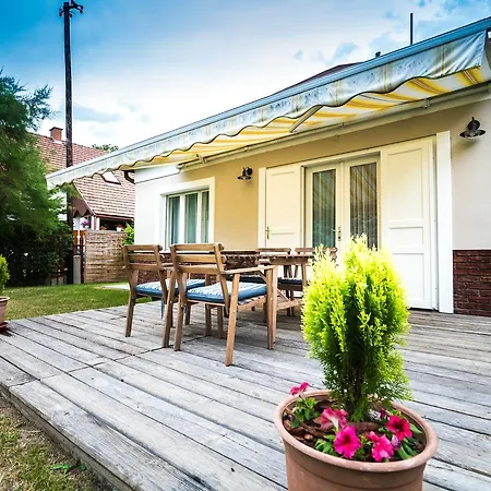 Lido Nyaraló Siófok